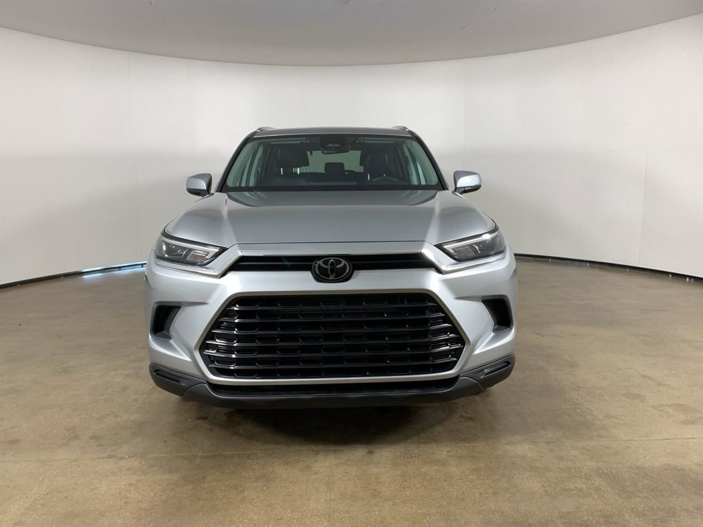 Used 2024 Toyota Grand Highlander AWD Hybrid image 3