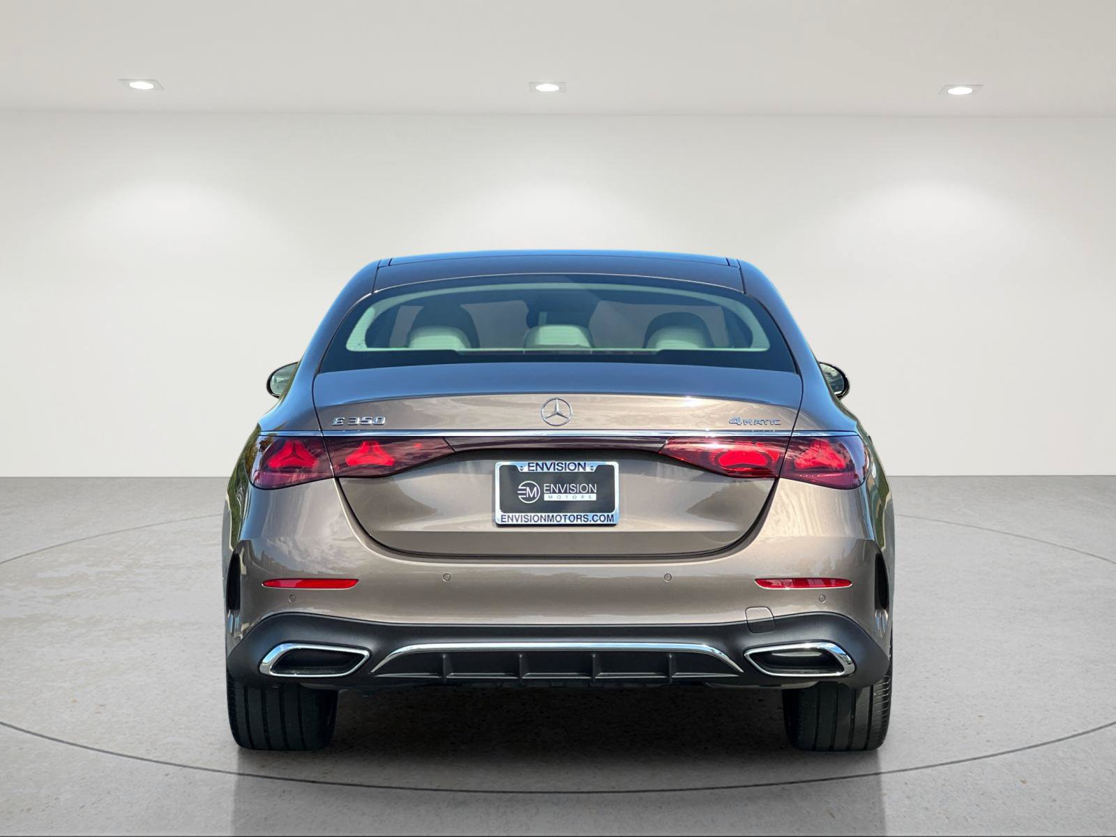 New 2027 Mercedes-Benz E 350 4MATIC Sedan image 4