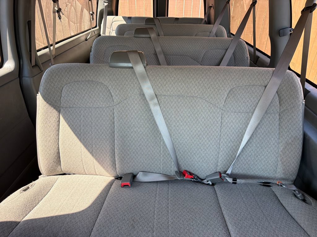 Used 2025 Chevrolet Express 3500 LS RWD image 28