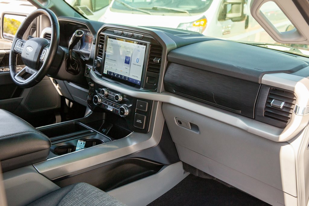 Used 2022 Ford F150 XLT w/ Equipment Group 302A High image 11