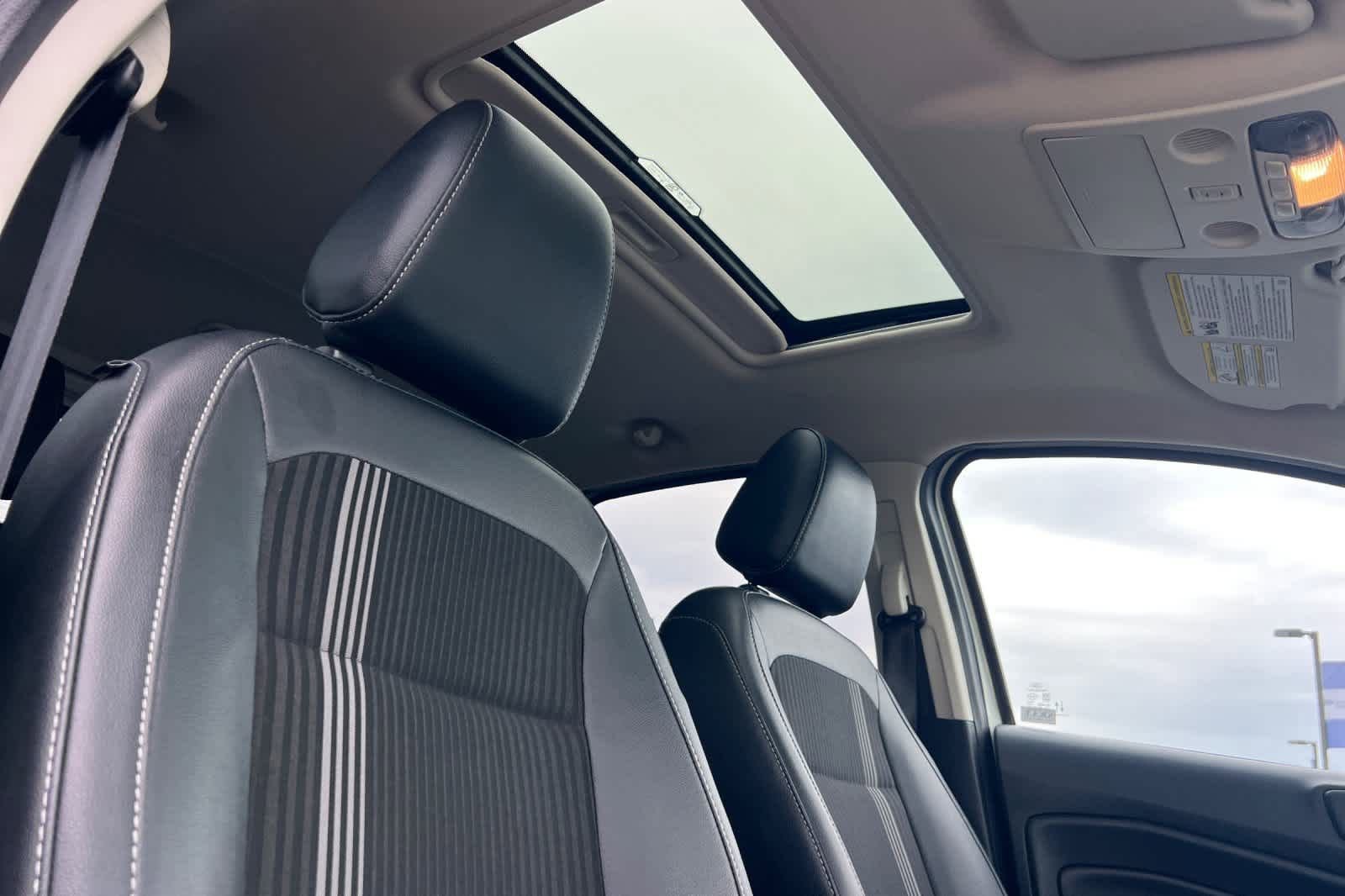 Used 2021 Ford EcoSport SES image 17