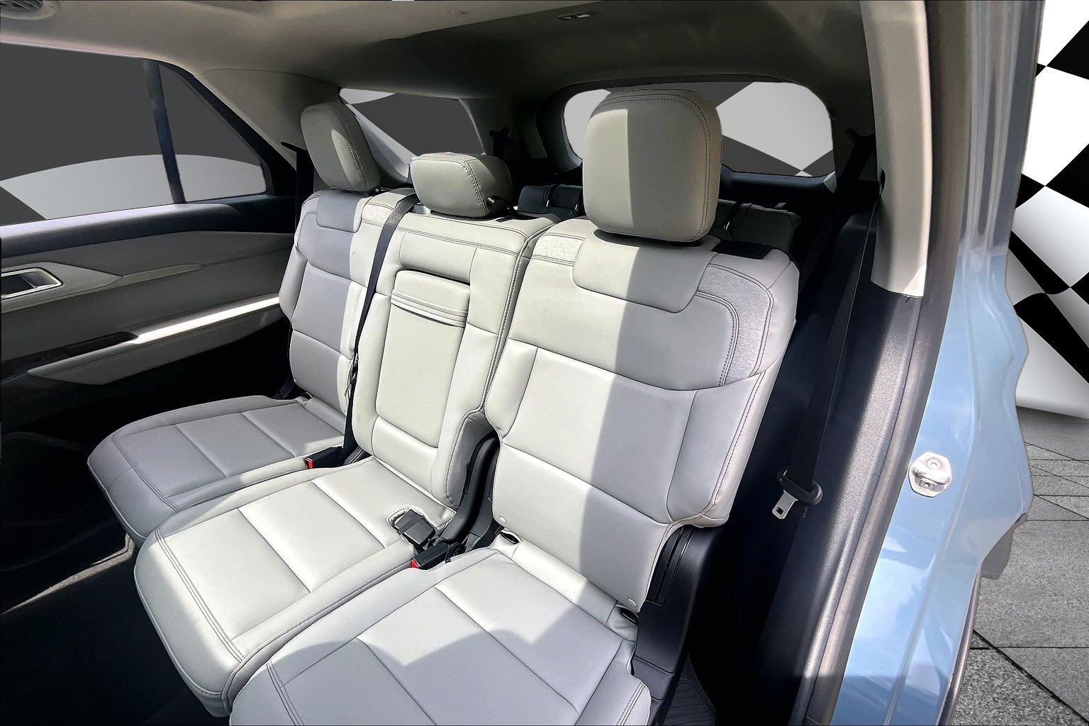 New 2026 Ford Explorer Active w/ Active Comfort Package AWD/4WD image 10