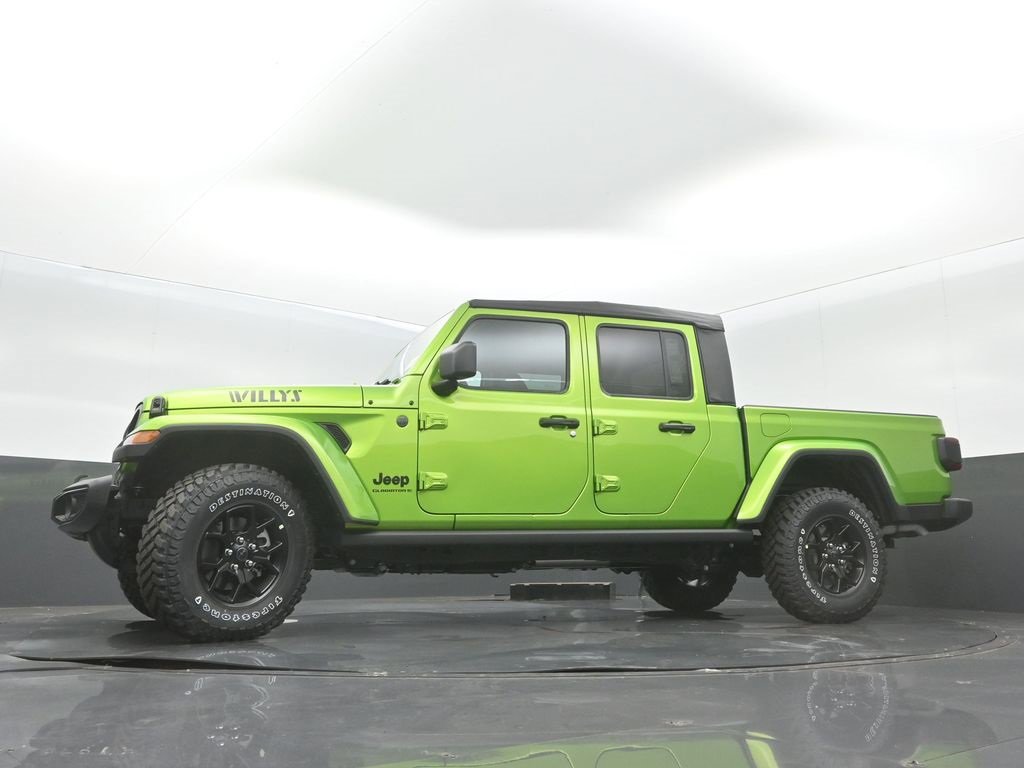 New 2025 Jeep Gladiator Willys image 29