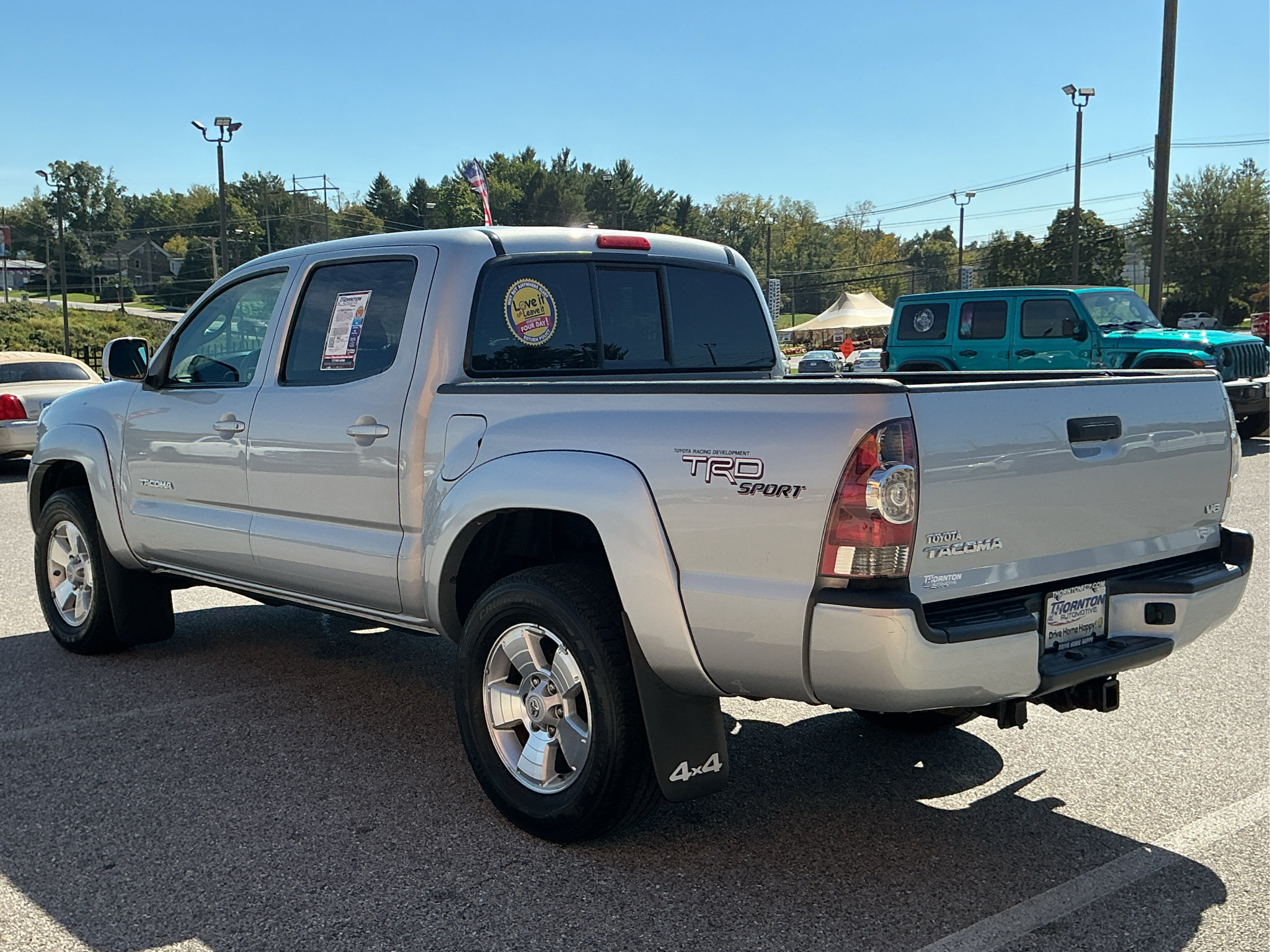 Used 2011 Toyota Tacoma 4x4 Double Cab w/ TRD Sport Pkg image 6