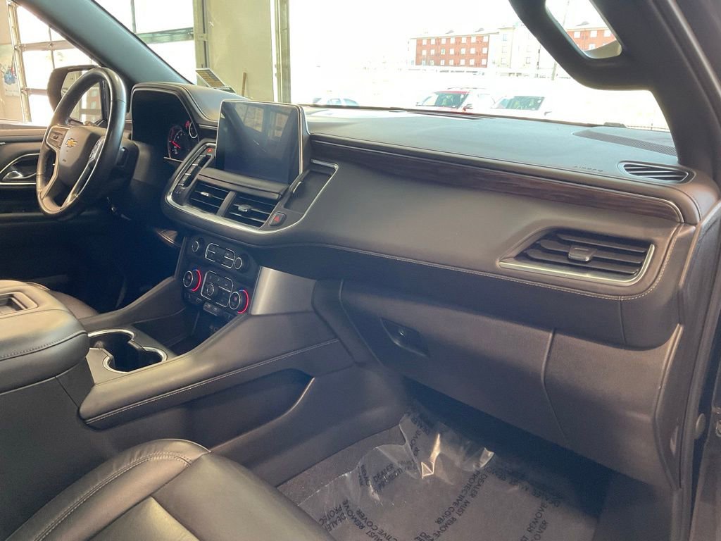 Used 2021 Chevrolet Tahoe LT w/ LT Signature Package AWD/4WD image 16
