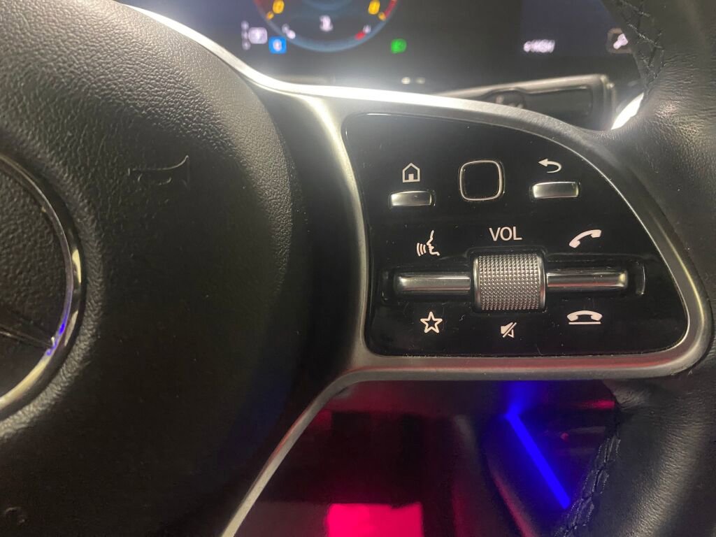 Certified 2023 Mercedes-Benz GLA 250 4MATIC image 10