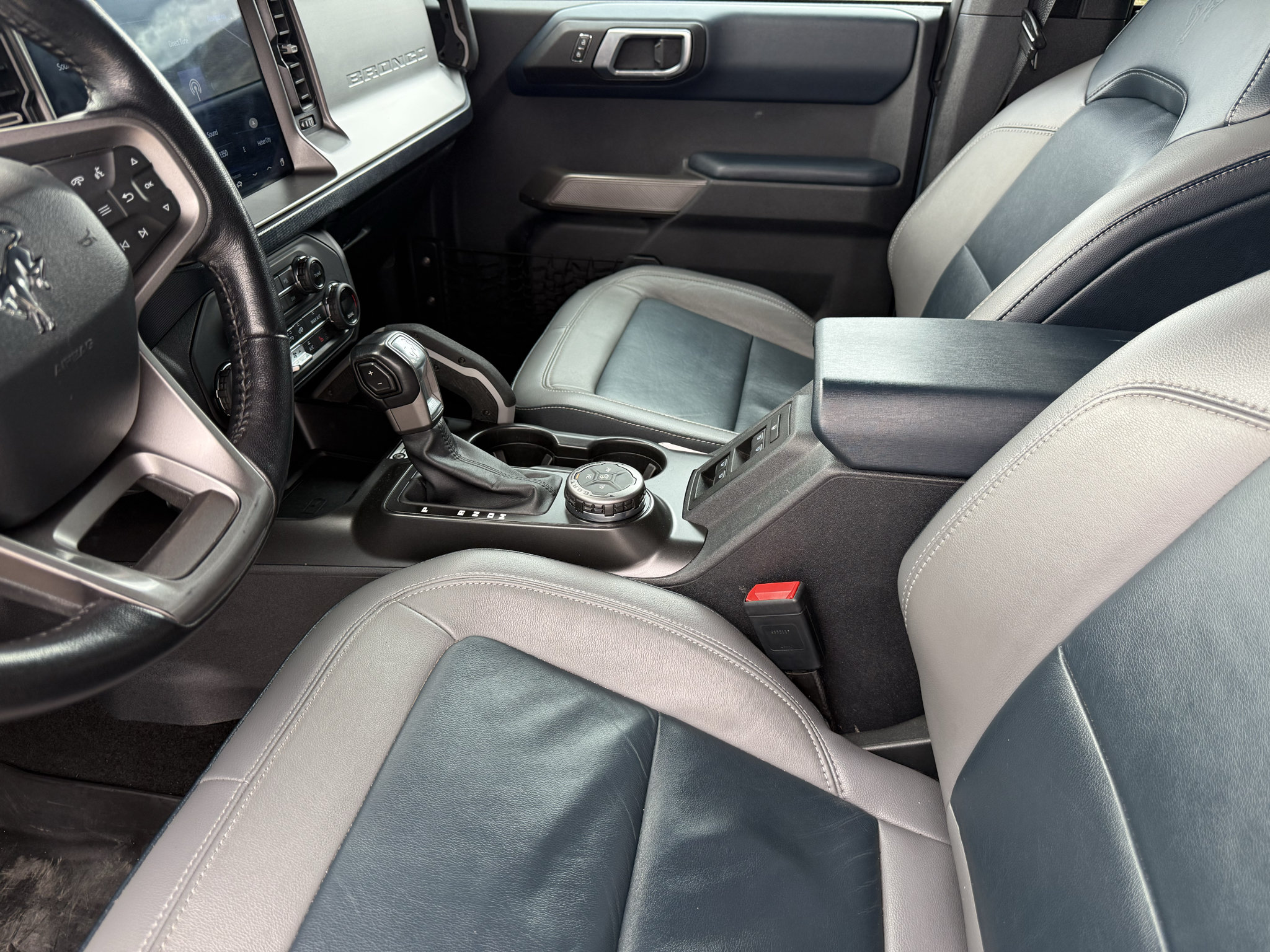 Used 2021 Ford Bronco Outer Banks AWD/4WD image 24