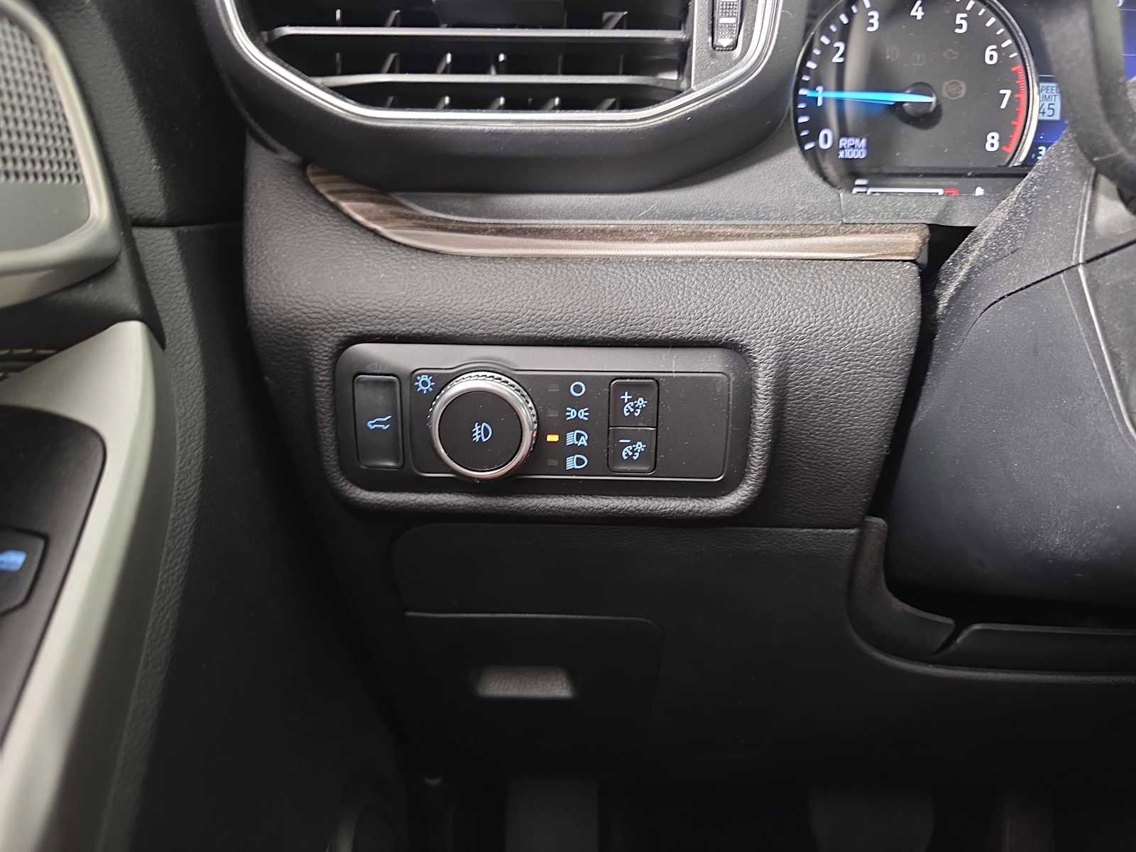 Used 2022 Ford Explorer Limited w/ Equipment Group 301A image 19