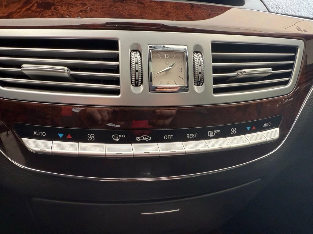 Used 2012 Mercedes-Benz S 550 image 23