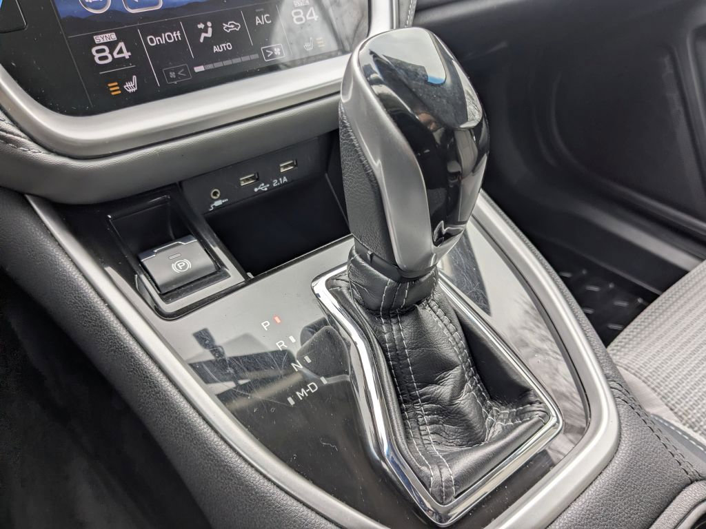 Used 2022 Subaru Outback Premium image 22