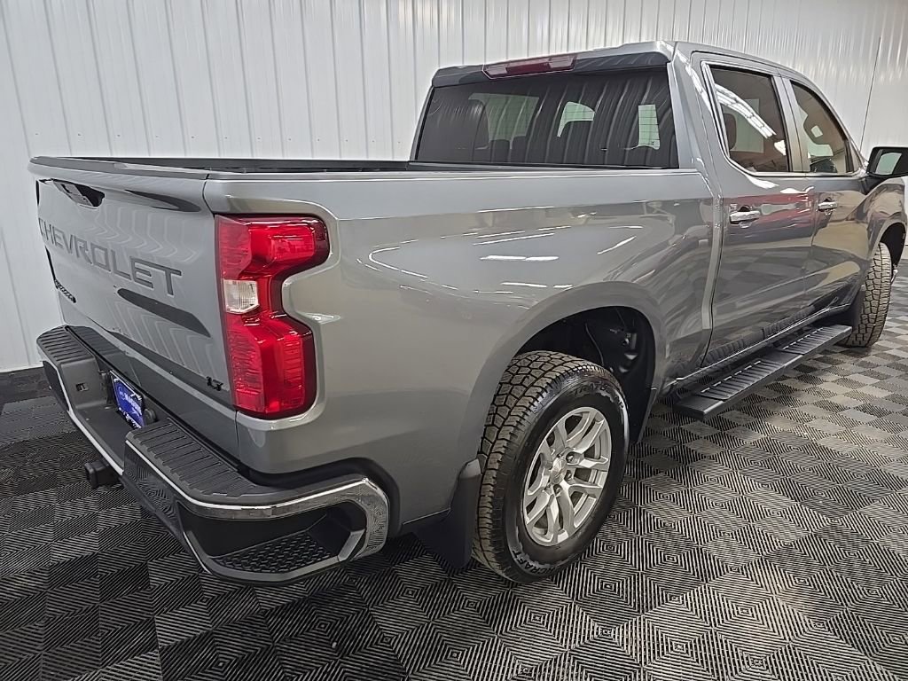 Used 2022 Chevrolet Silverado 1500 LT w/ Z71 Off-Road Package AWD/4WD image 10
