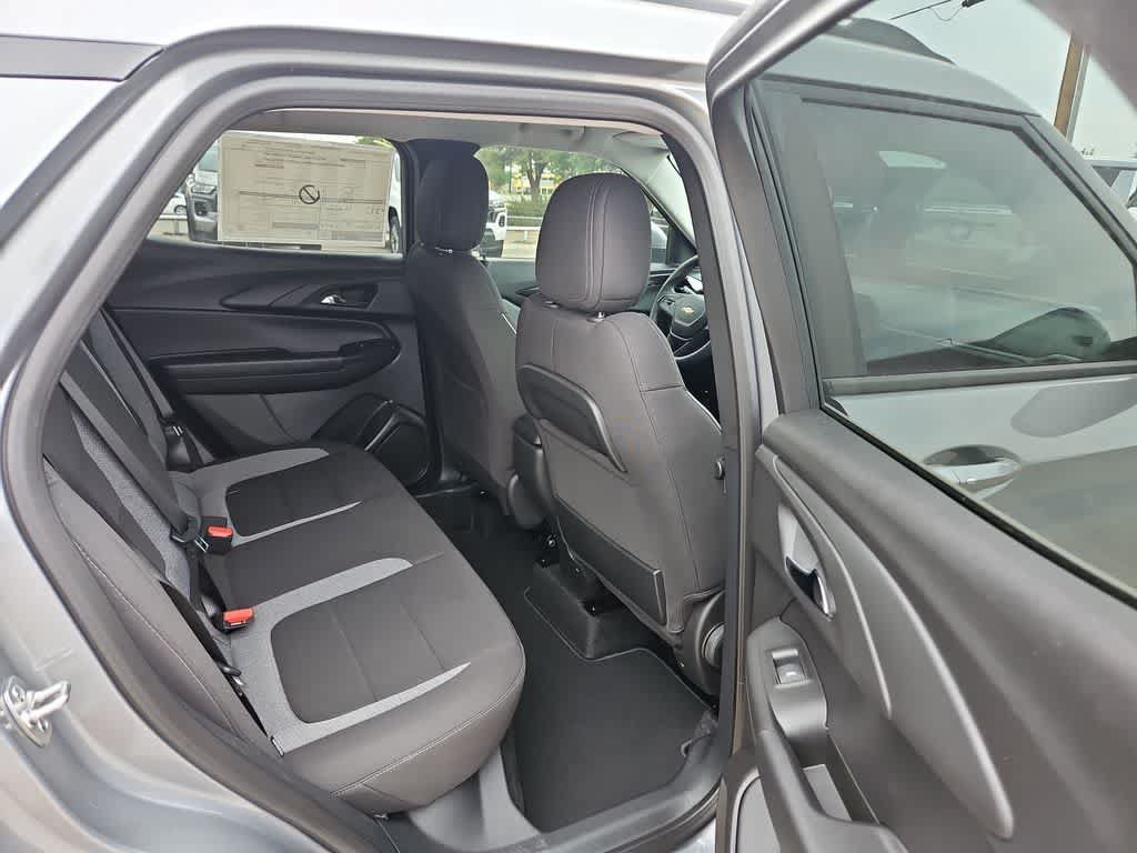 Used 2025 Chevrolet TrailBlazer LT FWD image 21
