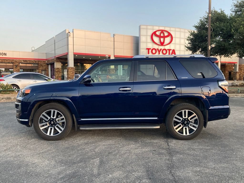 Used 2024 Toyota 4Runner Limited RWD image 8