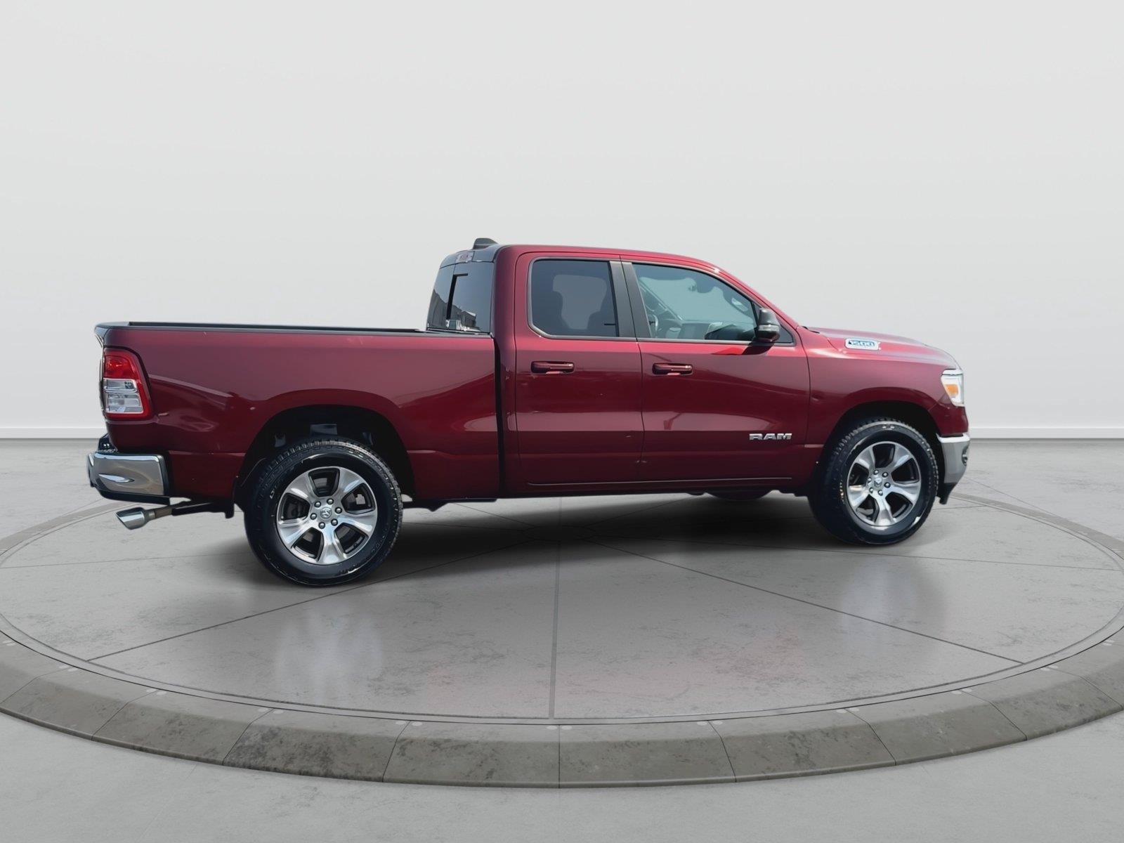 Used 2022 RAM 1500 Big Horn AWD/4WD image 9