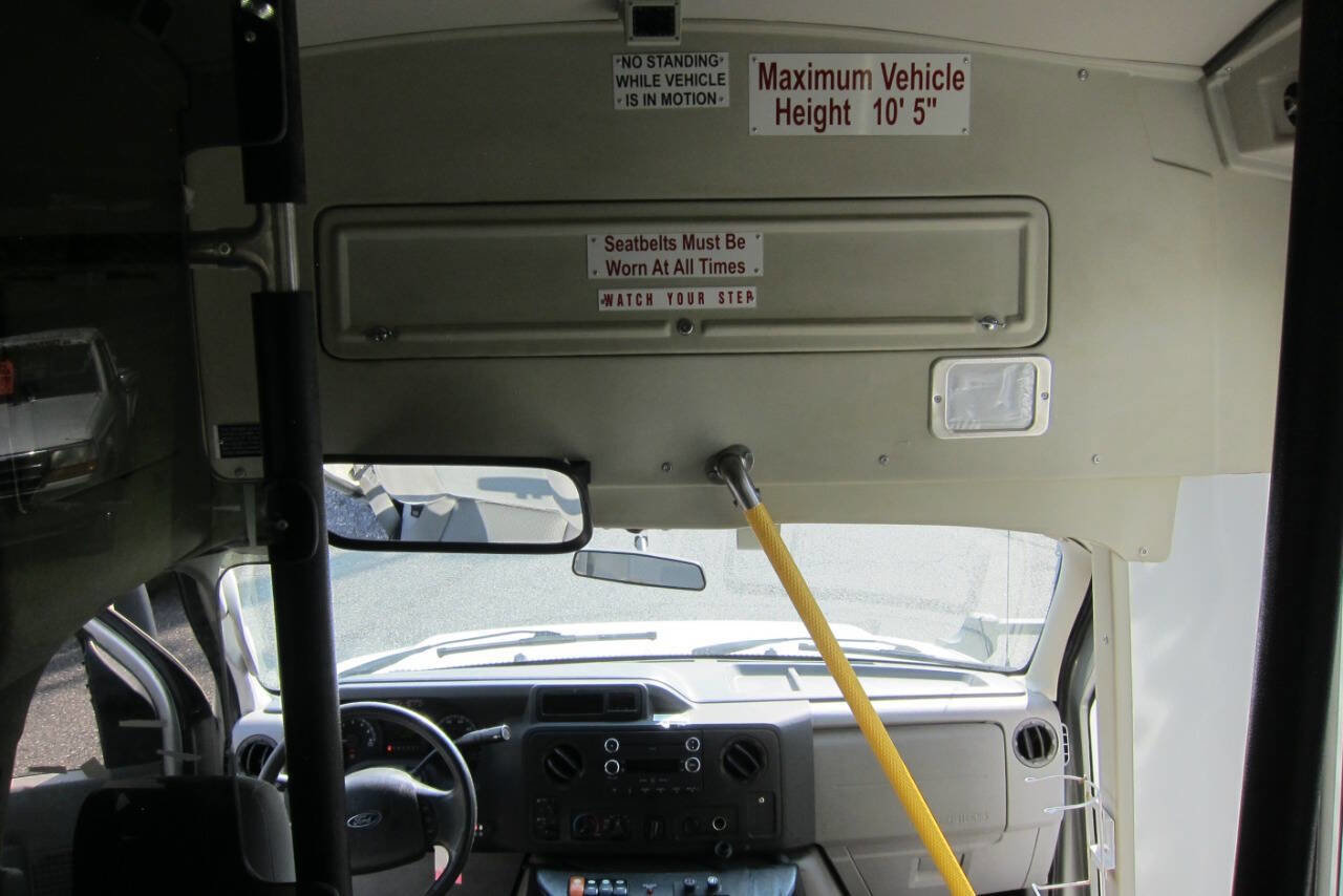 Used 2014 Ford E-450 and Econoline 450 Super Duty w/ Shuttle Bus Prep Package image 23