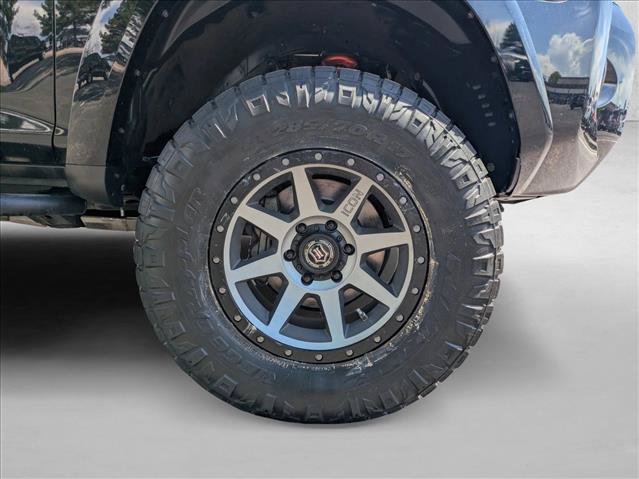 Used 2018 Toyota 4Runner SR5 AWD/4WD image 22