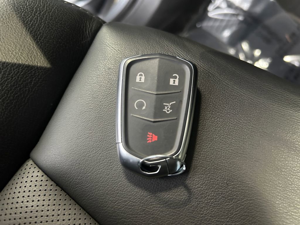 Used 2024 Cadillac XT6 Premium Luxury w/ Technology Package image 34