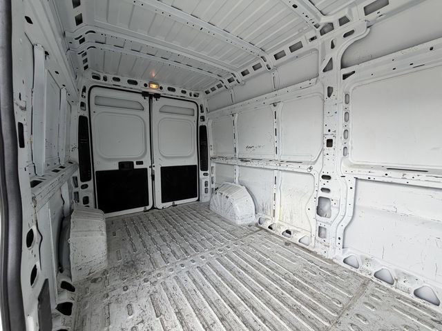 Used 2023 RAM ProMaster 2500 image 17