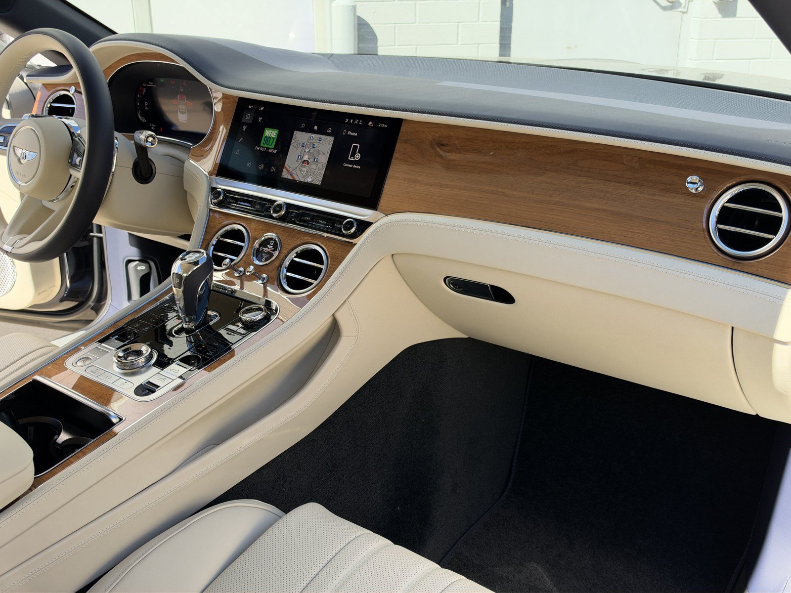 New 2027 Bentley Continental GTC AWD/4WD image 2