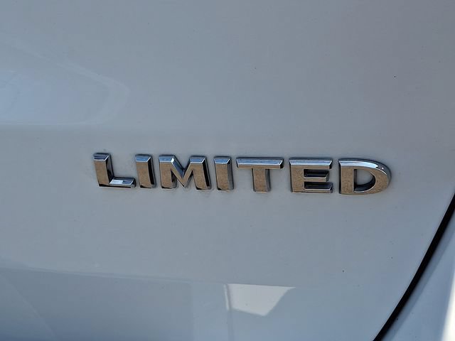 Used 2022 Jeep Grand Cherokee Limited AWD/4WD image 30