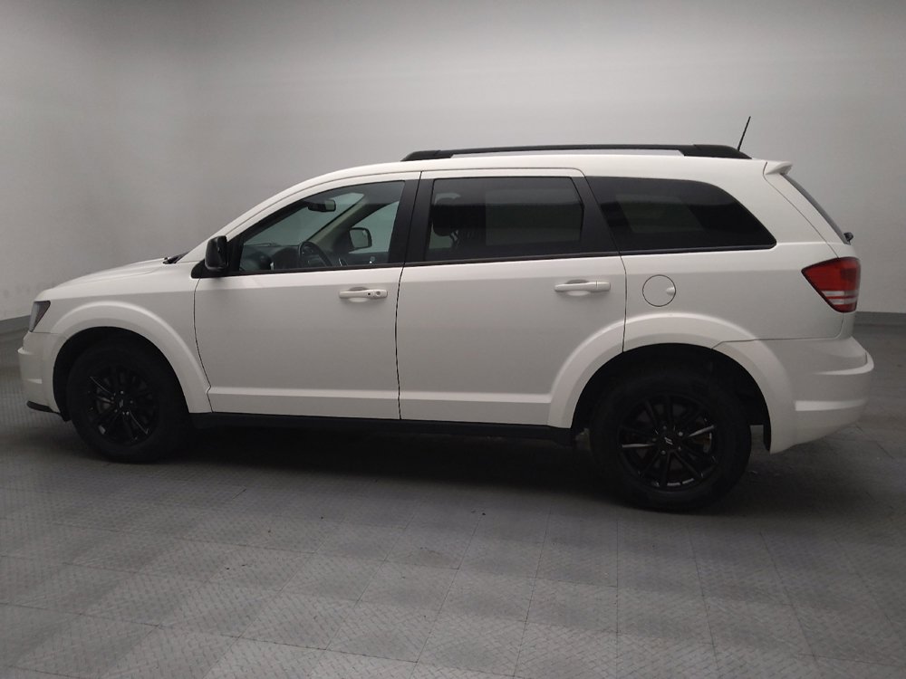 Used 2020 Dodge Journey SE w/ SE Popular Equipment Group FWD image 3