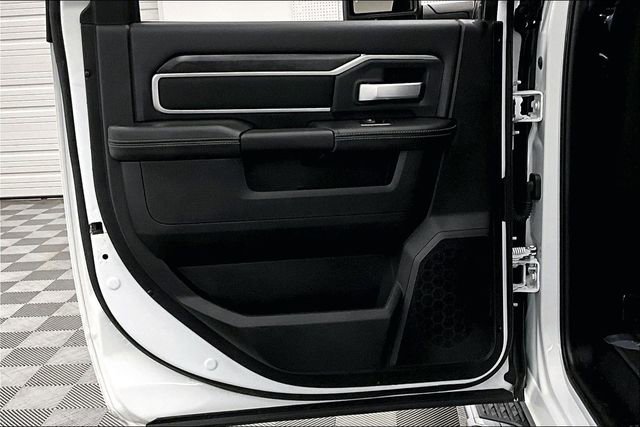 Used 2024 RAM 3500 Big Horn image 22