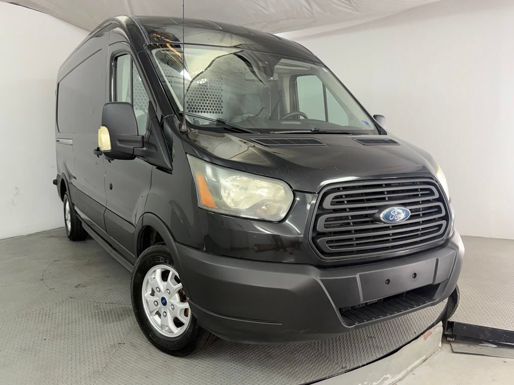 Used 2015 Ford Transit 250 148 Medium Roof RWD image 3