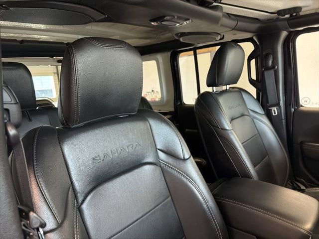 Used 2021 Jeep Wrangler Unlimited Sahara w/ Uconnect 4C Nav & Sound Group AWD/4WD image 37