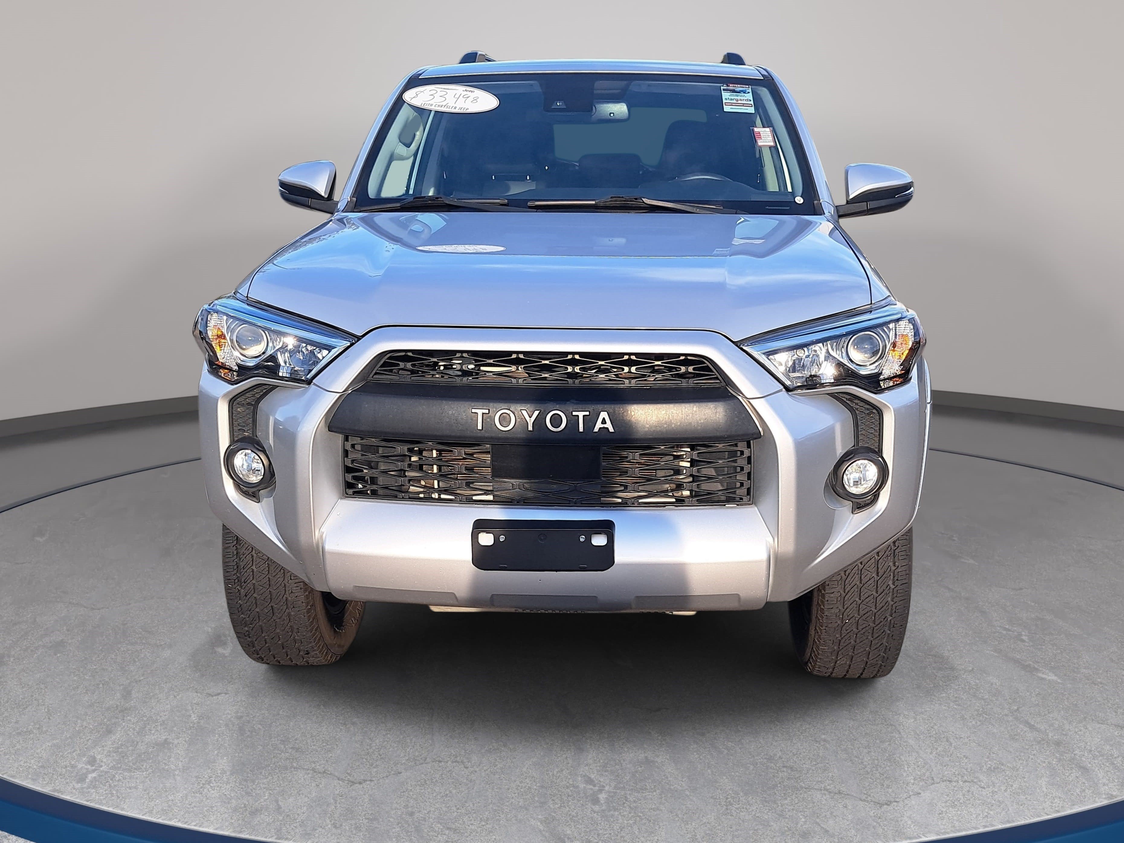 Used 2020 Toyota 4Runner SR5 Premium w/ Moonroof Package RWD image 2