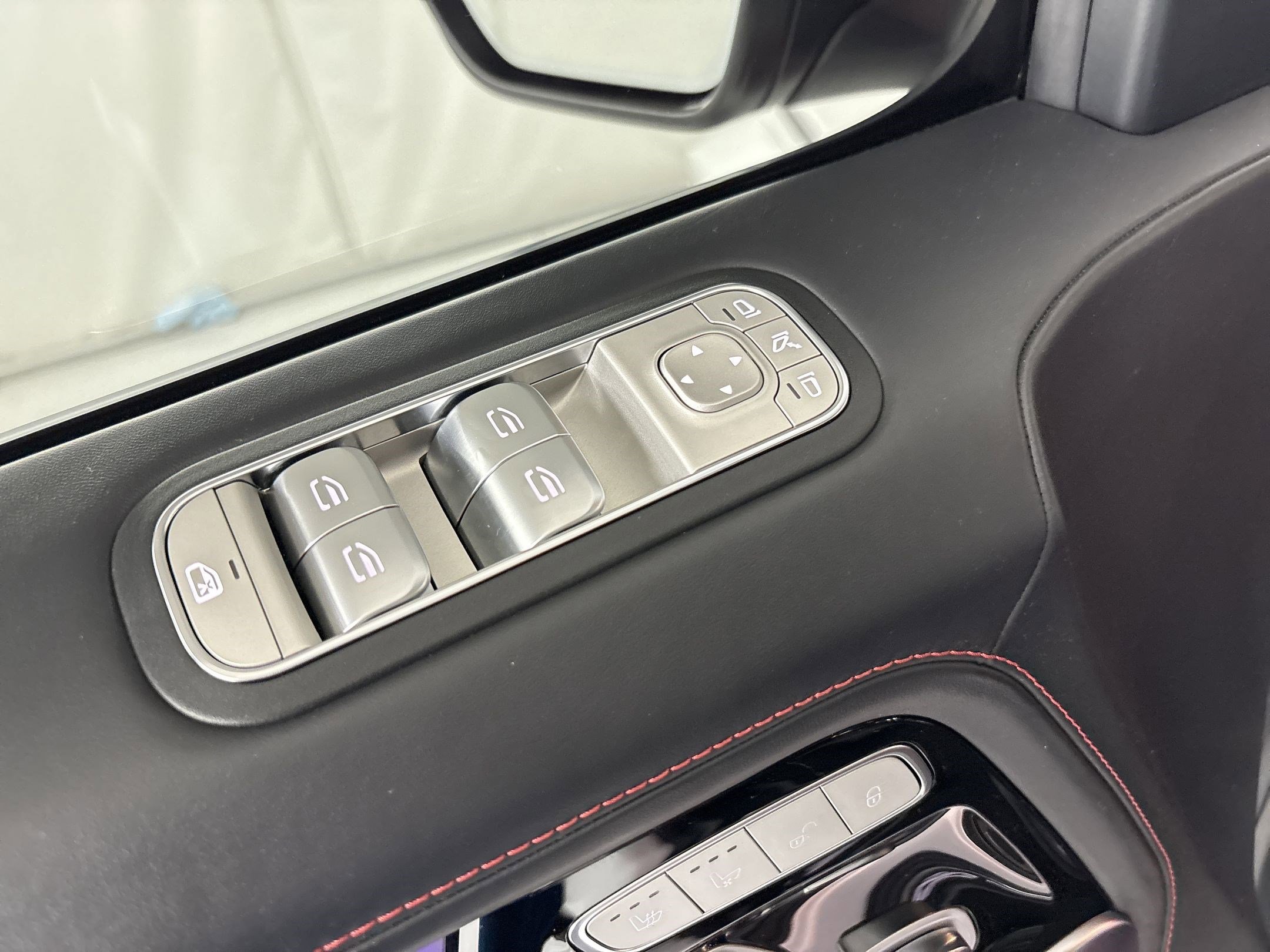 Certified 2022 Mercedes-Benz G 63 AMG 4MATIC image 13