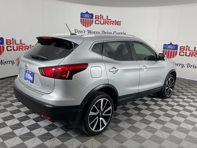Used 2019 Nissan Rogue Sport SL w/ Premium Package image 3