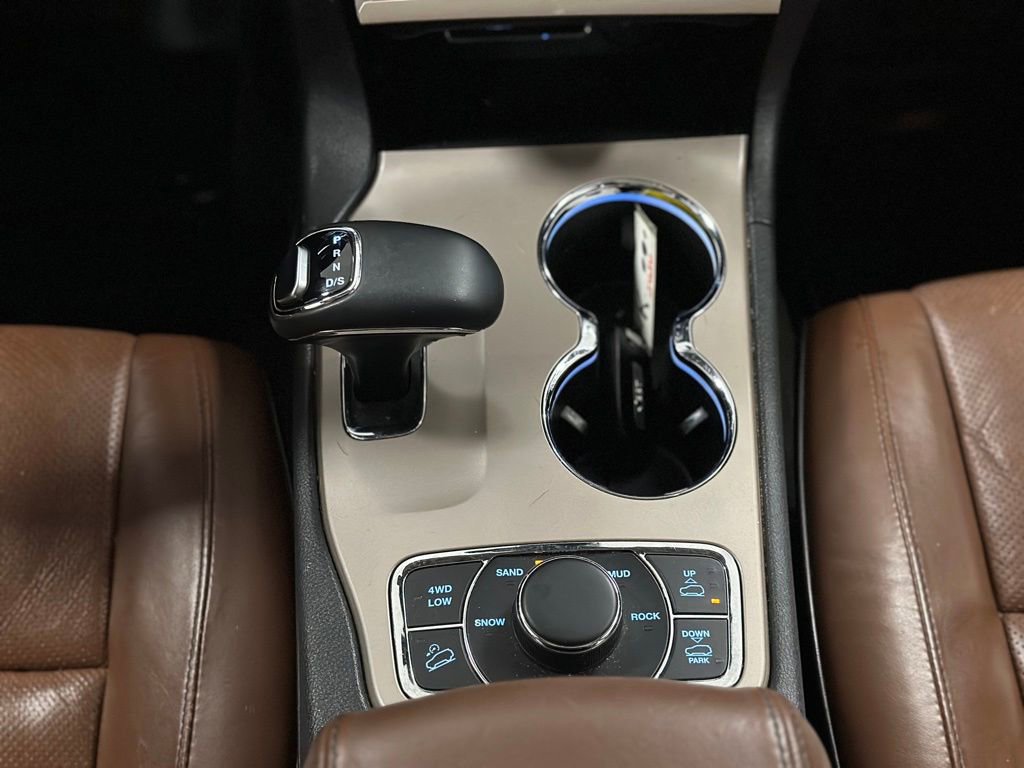 Used 2015 Jeep Grand Cherokee Summit AWD/4WD image 17