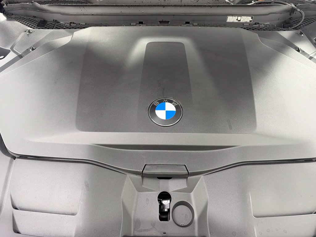 New 2027 BMW iX3 50 xDrive w/ M Sport Package AWD/4WD image 25