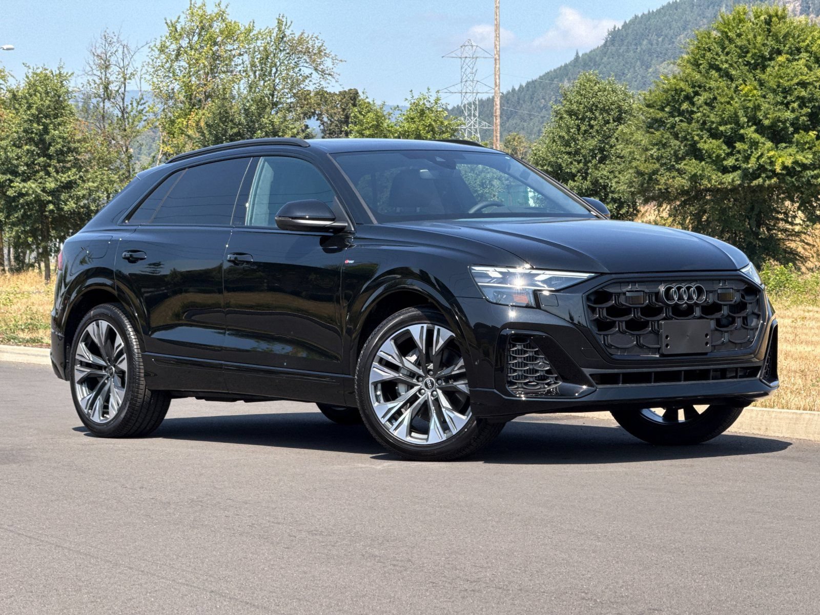 New 2026 Audi Q8 Prestige