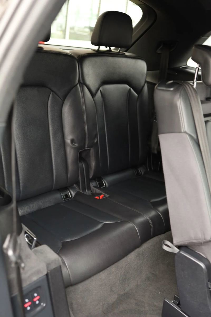 Used 2017 Audi Q7 3.0T Premium Plus w/ Premium Plus Package image 52