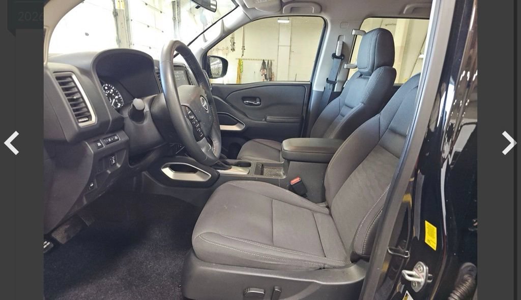 Used 2024 Nissan Frontier SV w/ Hardbody Edition AWD/4WD image 13