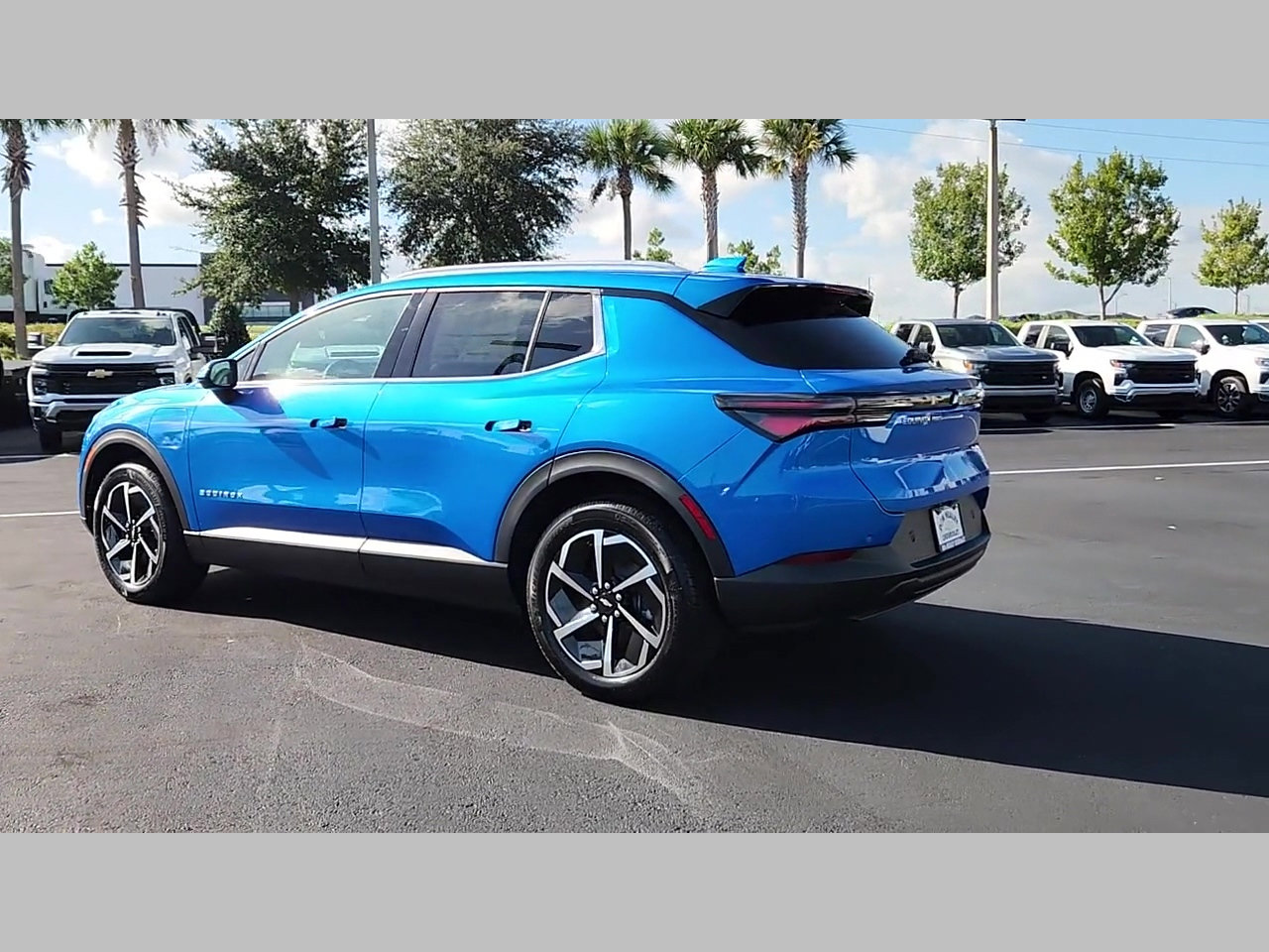 New 2026 Chevrolet Equinox EV LT AWD/4WD image 19