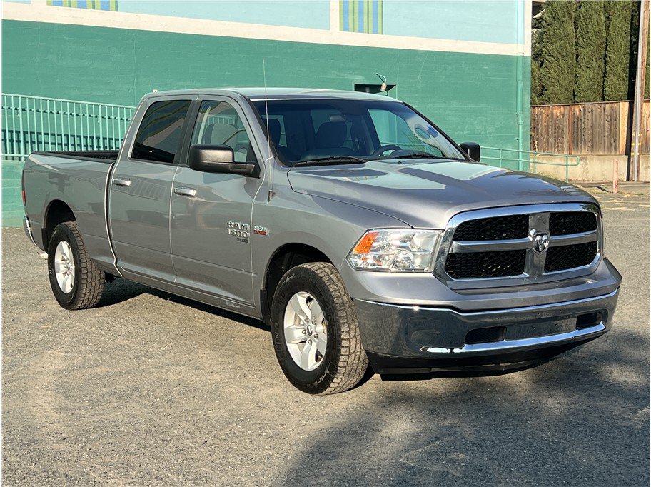 Used 2019 RAM 1500 Classic SLT RWD image 1