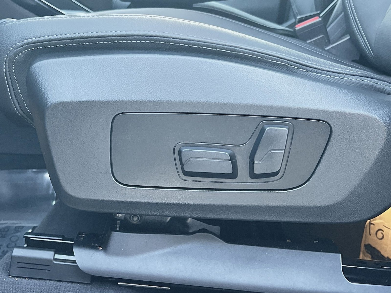 Used 2023 BMW X1 xDrive28i w/ Convenience Package image 14