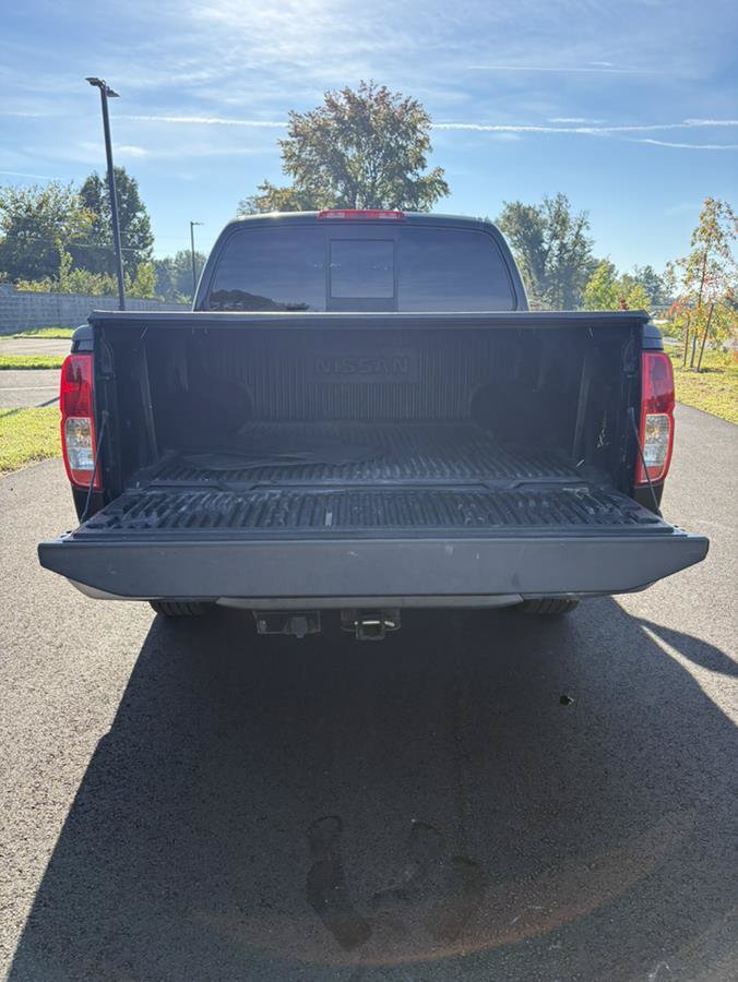 Used 2018 Nissan Frontier SV AWD/4WD image 5