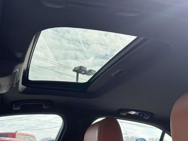 Used 2024 Cadillac CT4 Premium Luxury image 11