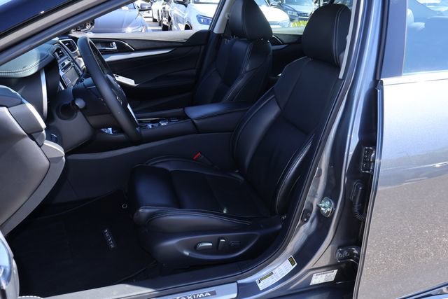 Used 2017 Nissan Maxima 3.5 SV w/ Dynamic Package image 14