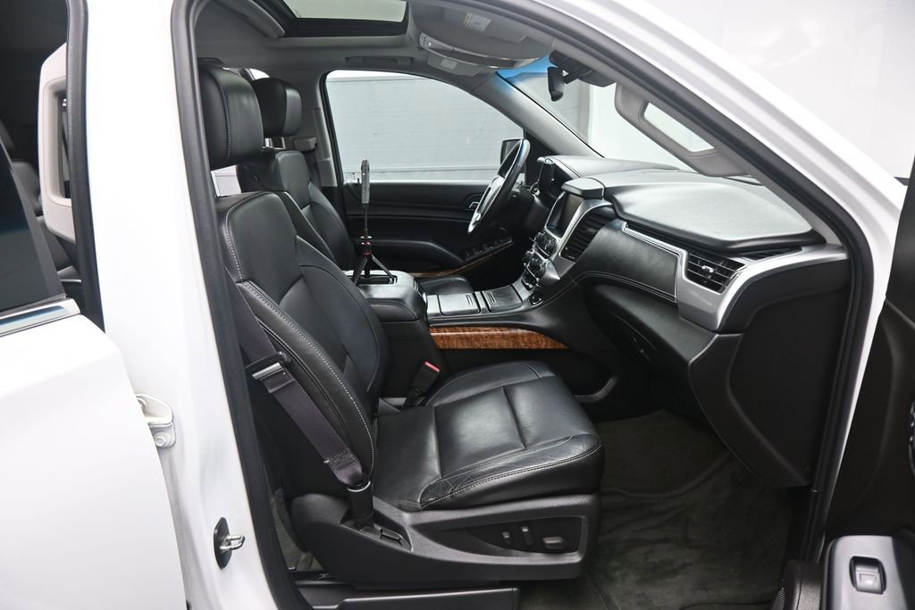 Used 2015 Chevrolet Suburban LTZ w/ Max Trailering Package RWD image 2
