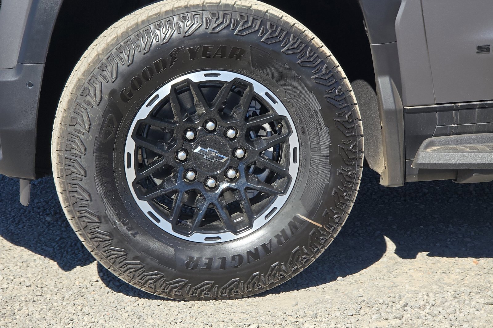 New 2026 Chevrolet Silverado EV Trail Boss image 30