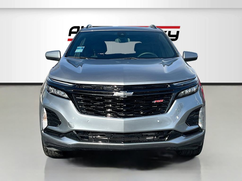 Used 2024 Chevrolet Equinox RS w/ LPO, Floor Liner Package image 2