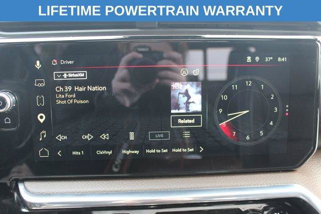 Used 2025 GMC Sierra 3500 Denali w/ Denali Reserve Package AWD/4WD image 26