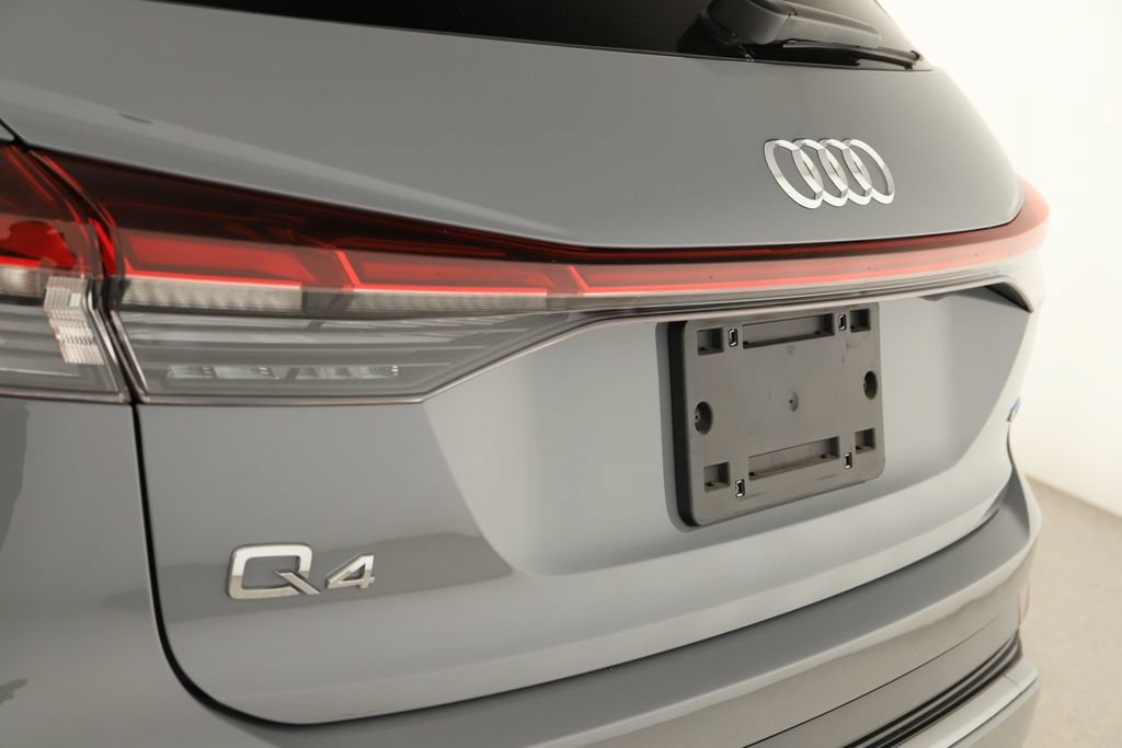 Certified 2023 Audi Q4 e-tron Premium Plus w/ Premium Plus AWD/4WD image 35