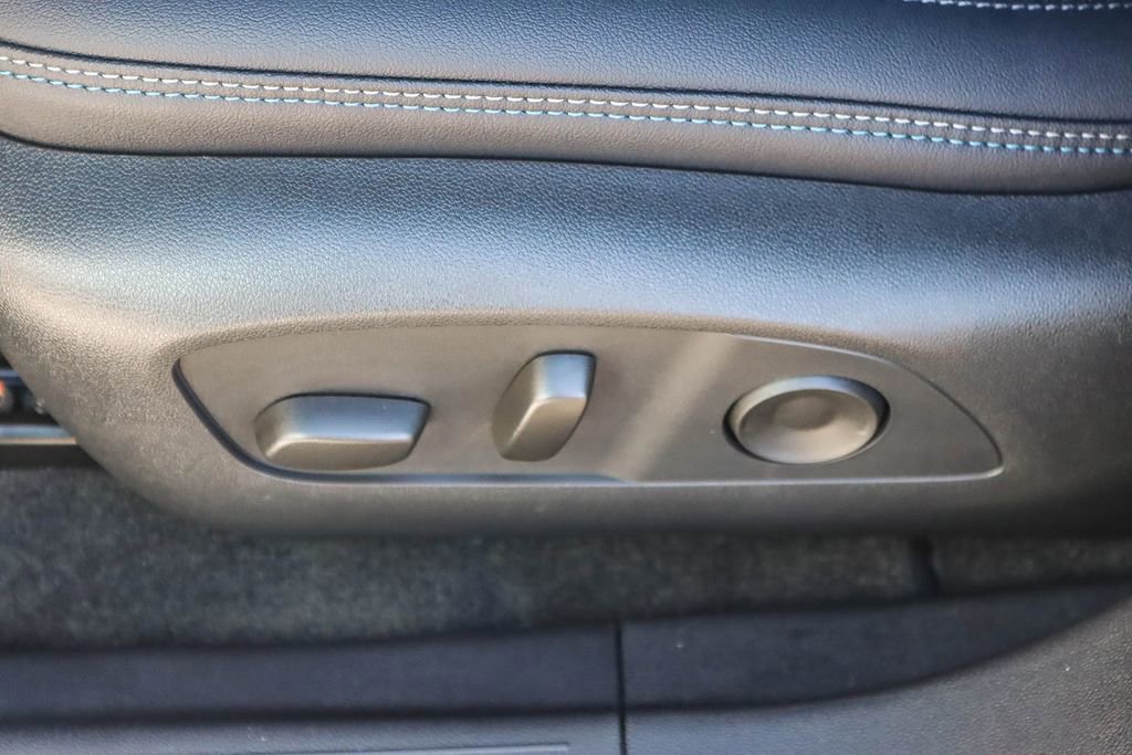 New 2026 Chevrolet Equinox EV LT image 20