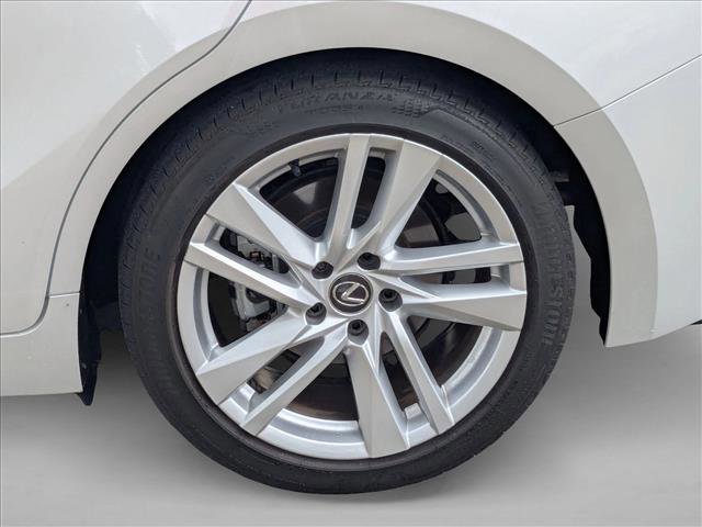 Used 2023 Lexus IS 300 w/ Comfort Package RWD image 21