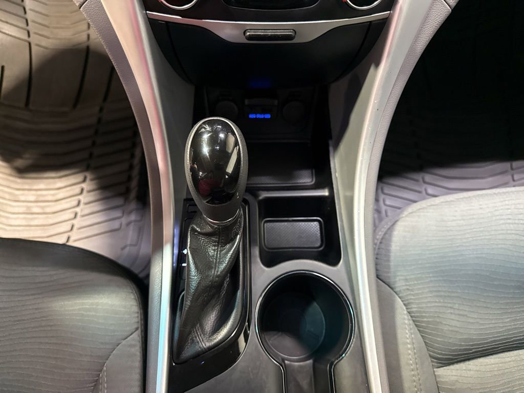 Used 2013 Hyundai Sonata Hybrid FWD image 16